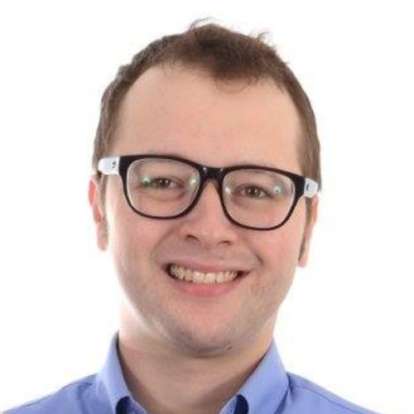 Charlie Murawski Headshot